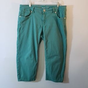 Capri Length Denim - Seven7 Luxe